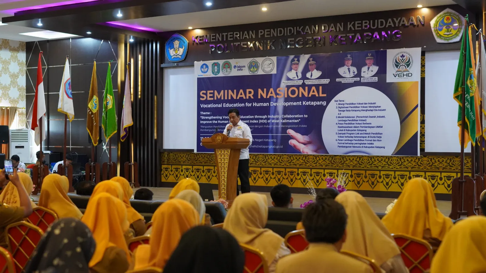 Politap dan MKKS SMK Ketapang Gelar Seminar Nasional VEHD 2026, Perkuat Kolaborasi Pendidikan Vokasi dan Industri